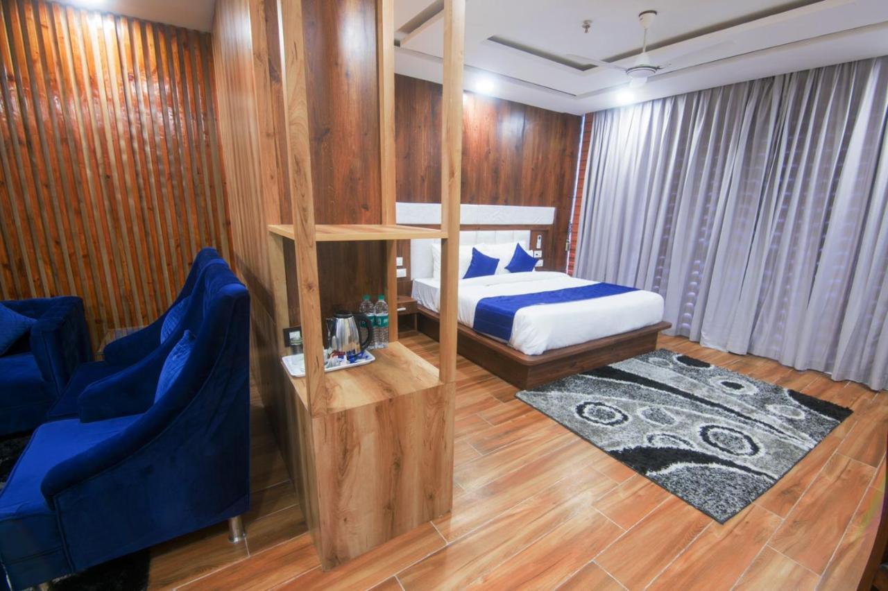 Shivaay Morex- A Vegetarian Hotel Дармсала Экстерьер фото