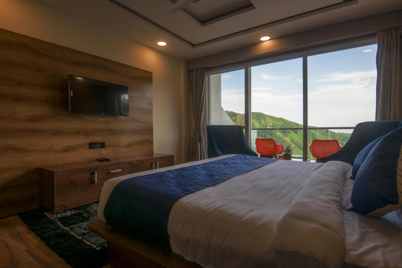 Shivaay Morex- A Vegetarian Hotel Дармсала Экстерьер фото